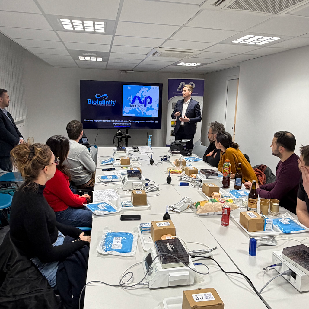 AVP-Academie-Formation-Chirurgie-Dentaire-AFD-Advanced-Implantology-Academy-AIA_formation-paris-france-implantologie-sinus-lift